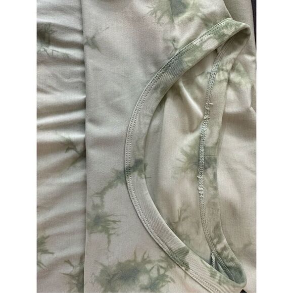 Lululemon Men’s - The Fundamental Tee in New Tide Shibori Arctic Mint - Medium - Picture 6 of 7